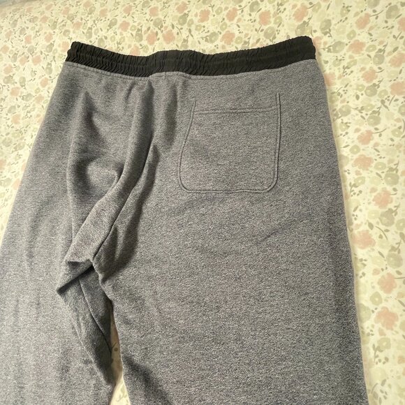 Old Navy Men's L Zipper Pocket Jogger Pants Gray w Black Trim - Picture 12 of 15
